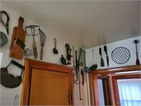 Antique & primitive kitchen utensils & gadgets,