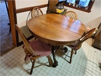 Dining set
53" oblong dining table includes 10"