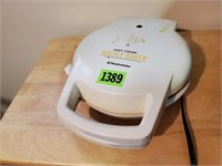 Toastmaster electric waffle maker