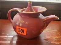 Hall pink teapot
6 cup