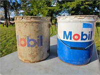 Mobil 5gal. Containers (2)