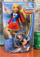 DC Super Hero Girls (error packaging) - sealed