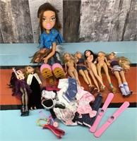 Lot of dolls & accessories