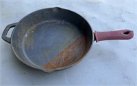 12" Tramontina Cast Iron Frying Pan