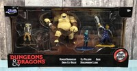 Dungeons & Dragons die-cast figures - new
