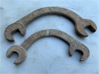 Rusty Vintage Wrenches ( Great For The Man Cave)