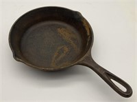 Lodge 5SK Cast Iron Skillet