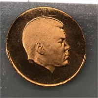 Muhammad Ali gold color medallion