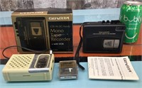Geneva Mono Recorder, Sanyo radio, vinyl needle