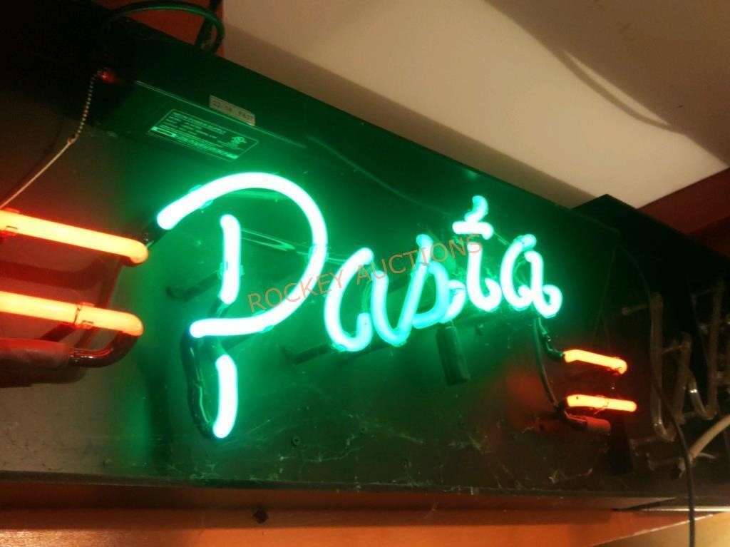 Neon pasta sign works
