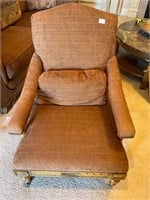 Oak and fabric sitting chair