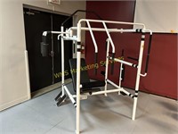 Lifting / Exercising Station
