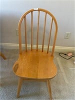 Oak chair- sturdy- slightly smaller than 19