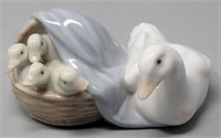 LLADRO 1980's Ducks / Ducklings #4895 Figurine