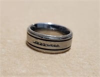 Gentleman's ring with 7 stones- size 10