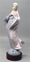 LLADRO 1980's Our Lady With Flowers #5171 Madonna