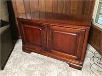TV Entertainment Stand 42"x21" and 26" tall