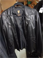 Medium savanty 77 Polyester black jacket, 27"