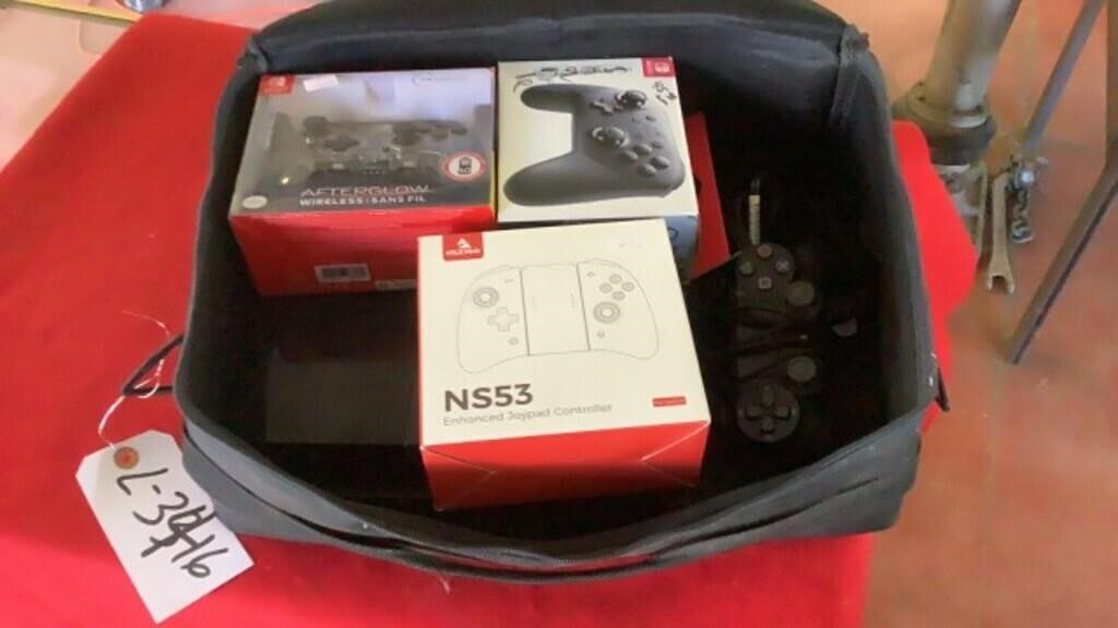 Playstation 4 Game Console