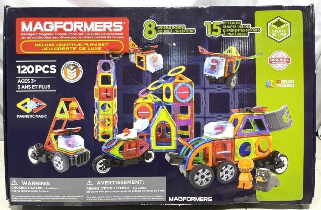 Magformers Deluxe Creative Project