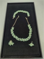 Vintage Grn Floral Necklace, Bracelet & Earrings