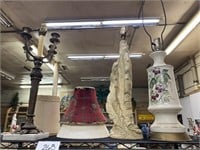 3 VINTAGE TABLE TOP LAMPS