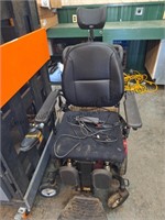 Electric wheelchair Avid Velocity
Runs and is
