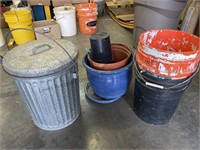 Small galvanized lid trashcan plastic planters