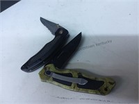 2 knives made in China