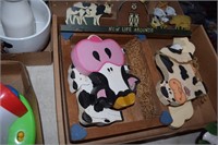 WOODEN COWS