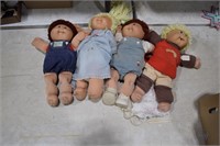4 CABBAGE PATCH DOLLS