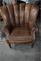 LEATHER KING CHAIR