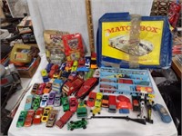 Vtg Matchbox Case & Cars Lot