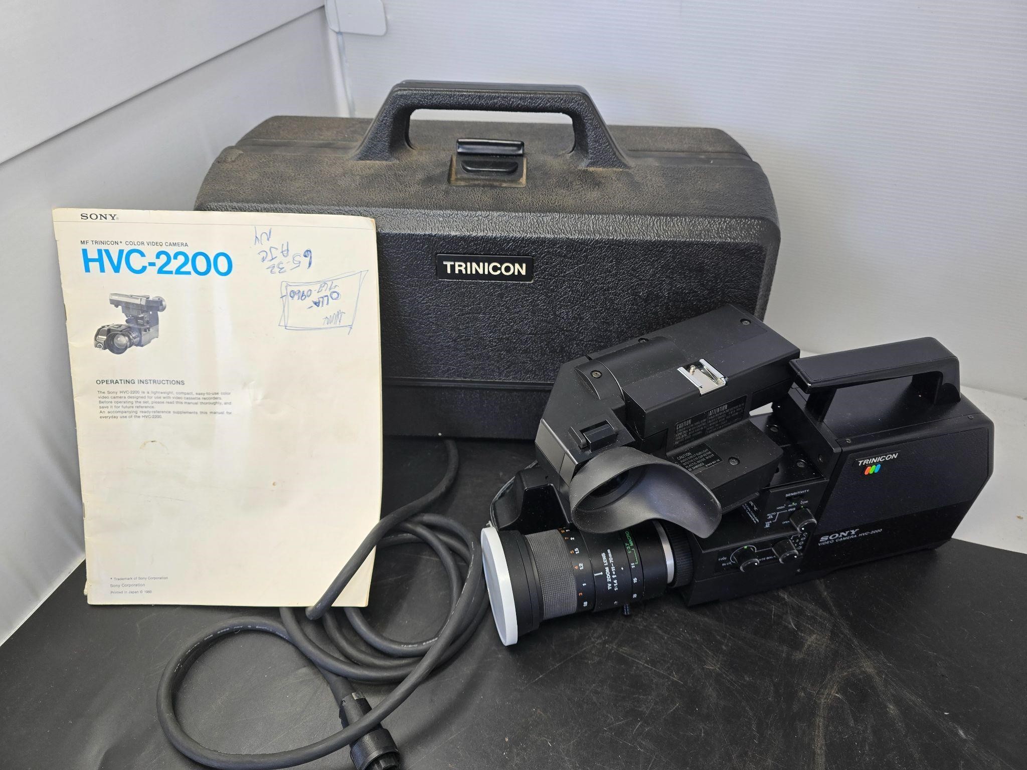 Trinicon color video camera hvc-2200
