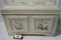 FLOWER PAINTED SMALL CHEST 25x15x17