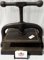 EARLY BOOK PRESS