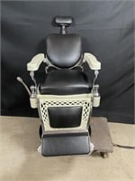 Belmont Porcelaine Barbers Chair
