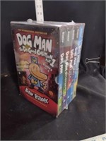DOG MAN Graphic Novel Set