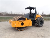 2017 Hyundai HR120c-9 Padfoot Vibratory Roller 260