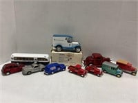 LOT OF 10 COLLECTIBLE DIE CAST MODELS