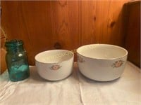 Two Antique Hall Kitchenware Nesting Bowls