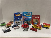 LOT OF 15 COLLECTIBLE DIE CAST MODELS