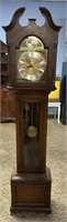 15x8x70" Elgin Tempus Fugit clock