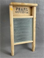 Pearl Glass Washboard