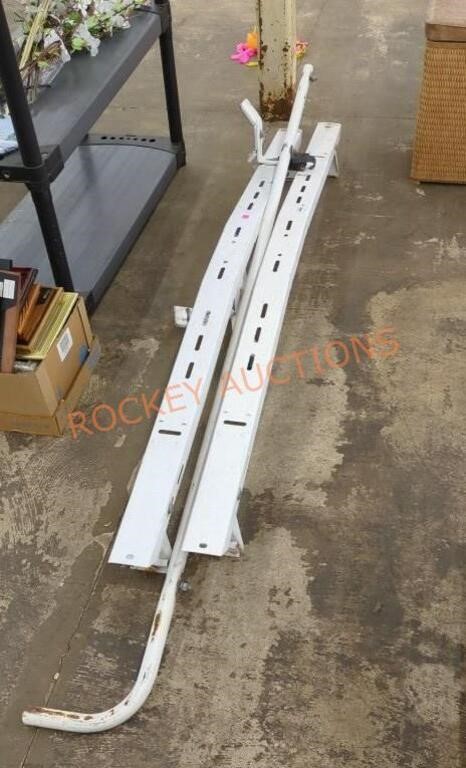 Metal truck ladder rack