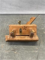 Adjustable Wooden Molding Plane w Brass Accents