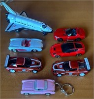 V - LOT OF COLLECTIBLE CARS & SPACE SHUTTLE (O12)