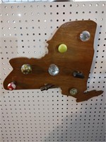 Wall Hanging NY state with Knobs