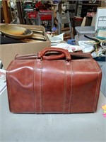 Leather Drs Bag 12" T x 17" W