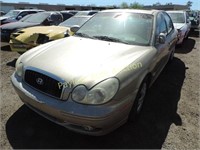 2004 Hyundai Sonata KMHWF25S74A987948 Gold